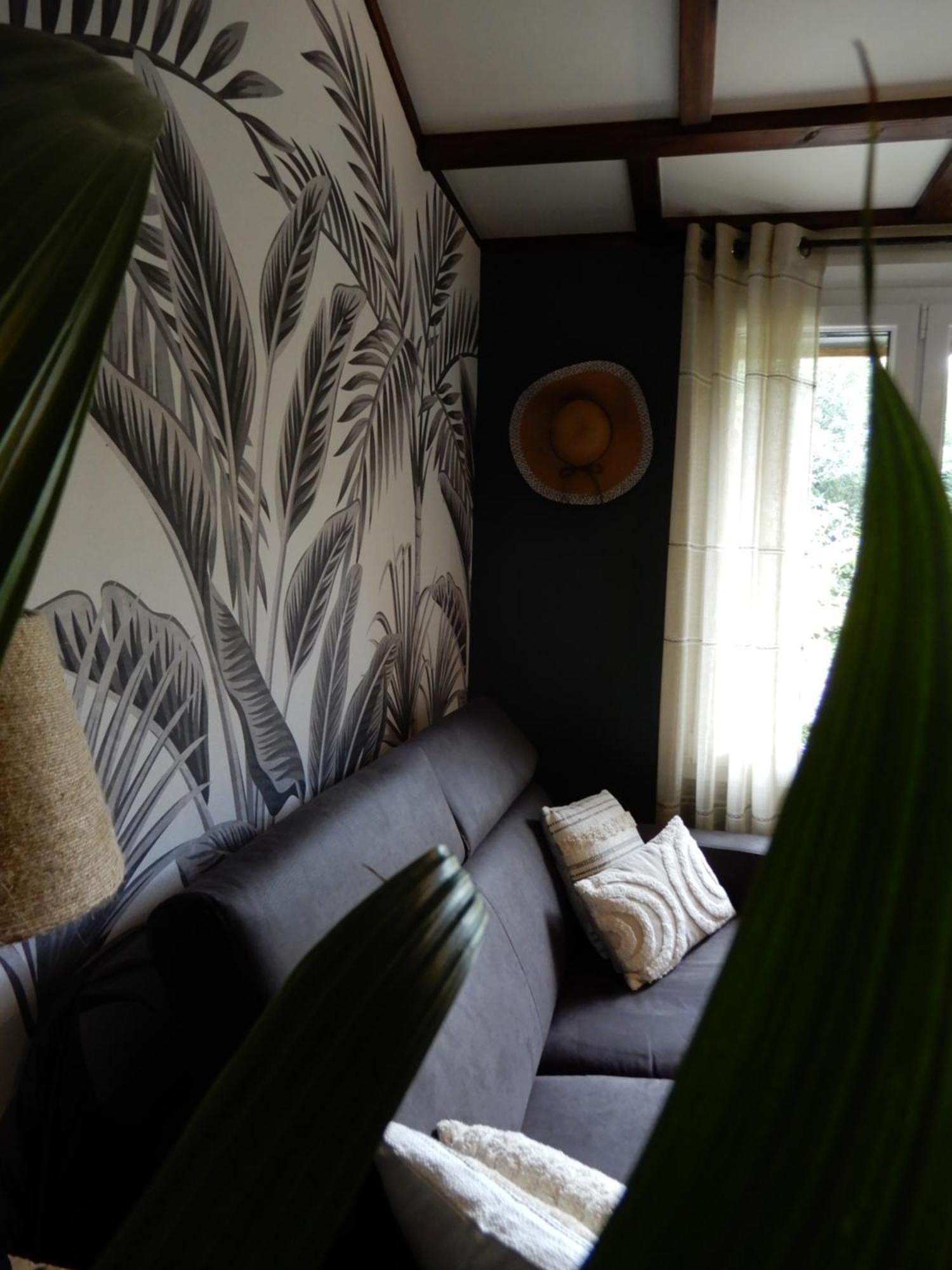Le Cottage Exotique Du Lutin Many & Son Bain Nordique Saint-Christophe-Sur-Conde Экстерьер фото